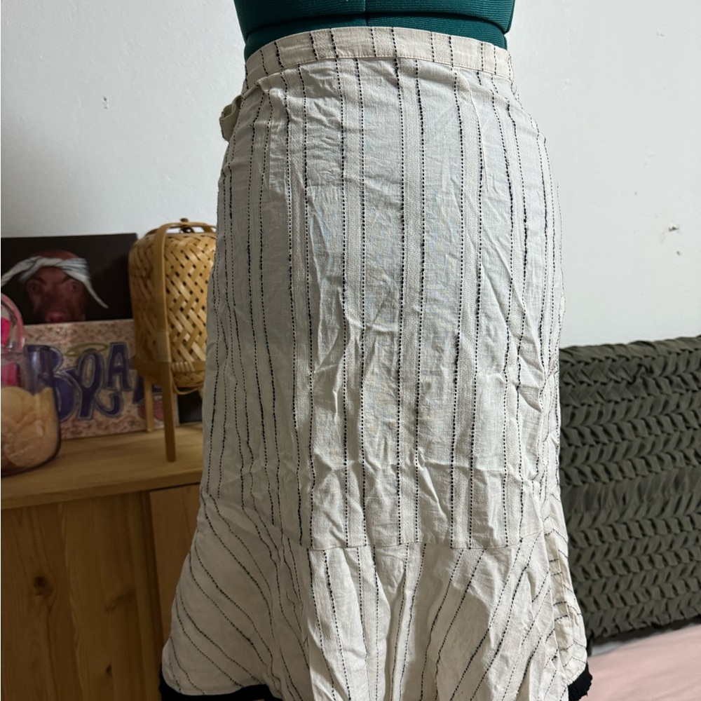 Skirt - Picture 3 of 7